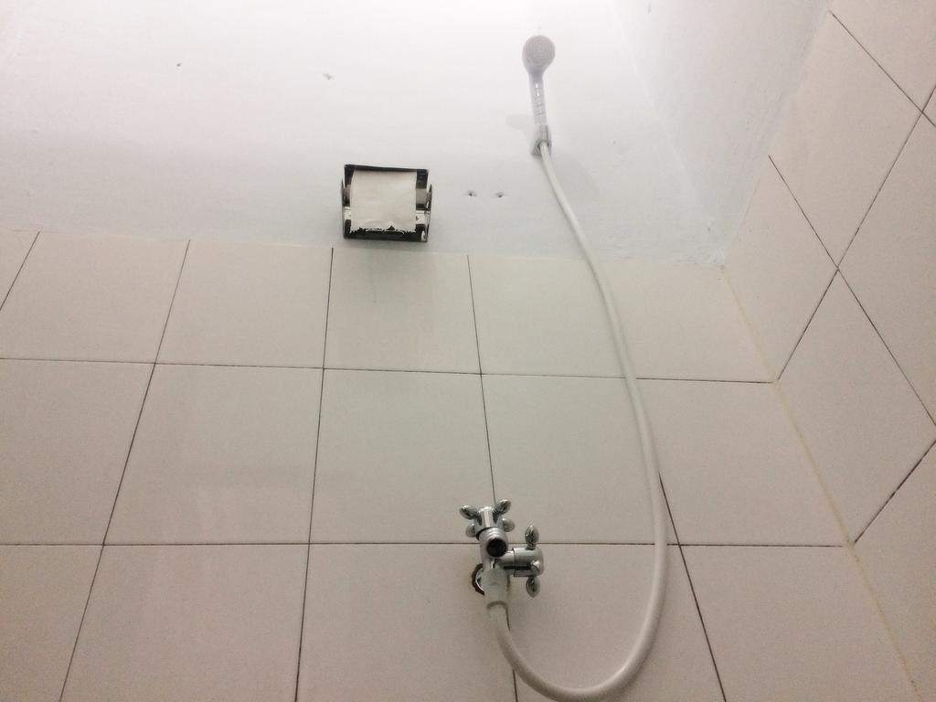 מדאן Griya 24 Homestay מראה חיצוני תמונה