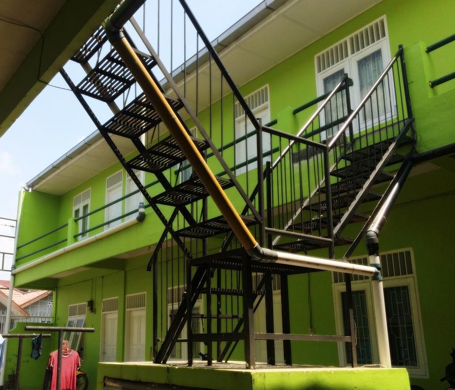 מדאן Griya 24 Homestay מראה חיצוני תמונה